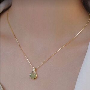⚠️Clearance Elegant Gold and Green Pendant Necklace